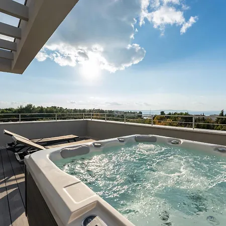 Suton U Zatonu Zadarvillas