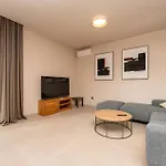 Suton U Zatonu Zadarvillas