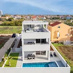 Suton U Zatonu Zadarvillas * Zaton (Zadar)