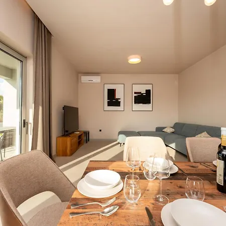 Suton U Zatonu Zadarvillas *